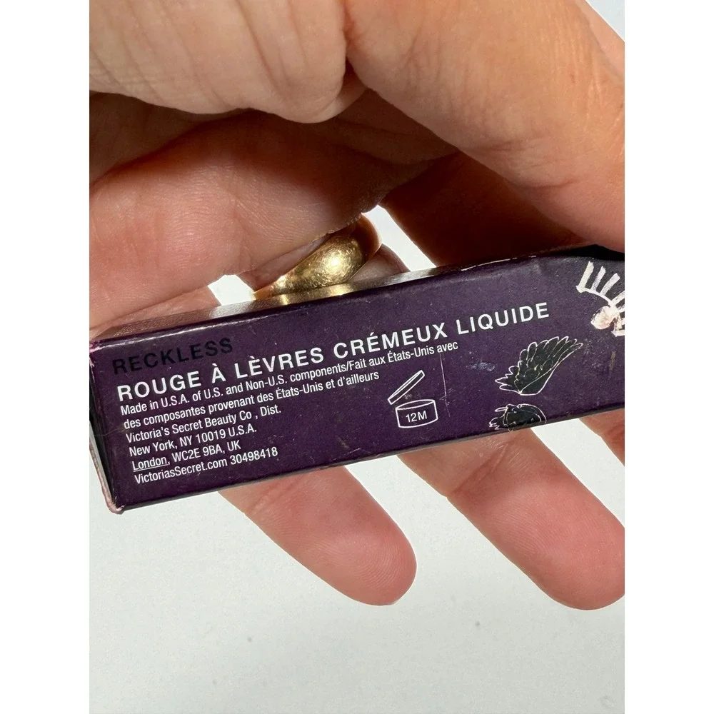 Victorias Secret Velvet Matte Cream Liquid Lip Reckless Purple 3.1g 0.11oz NEW
